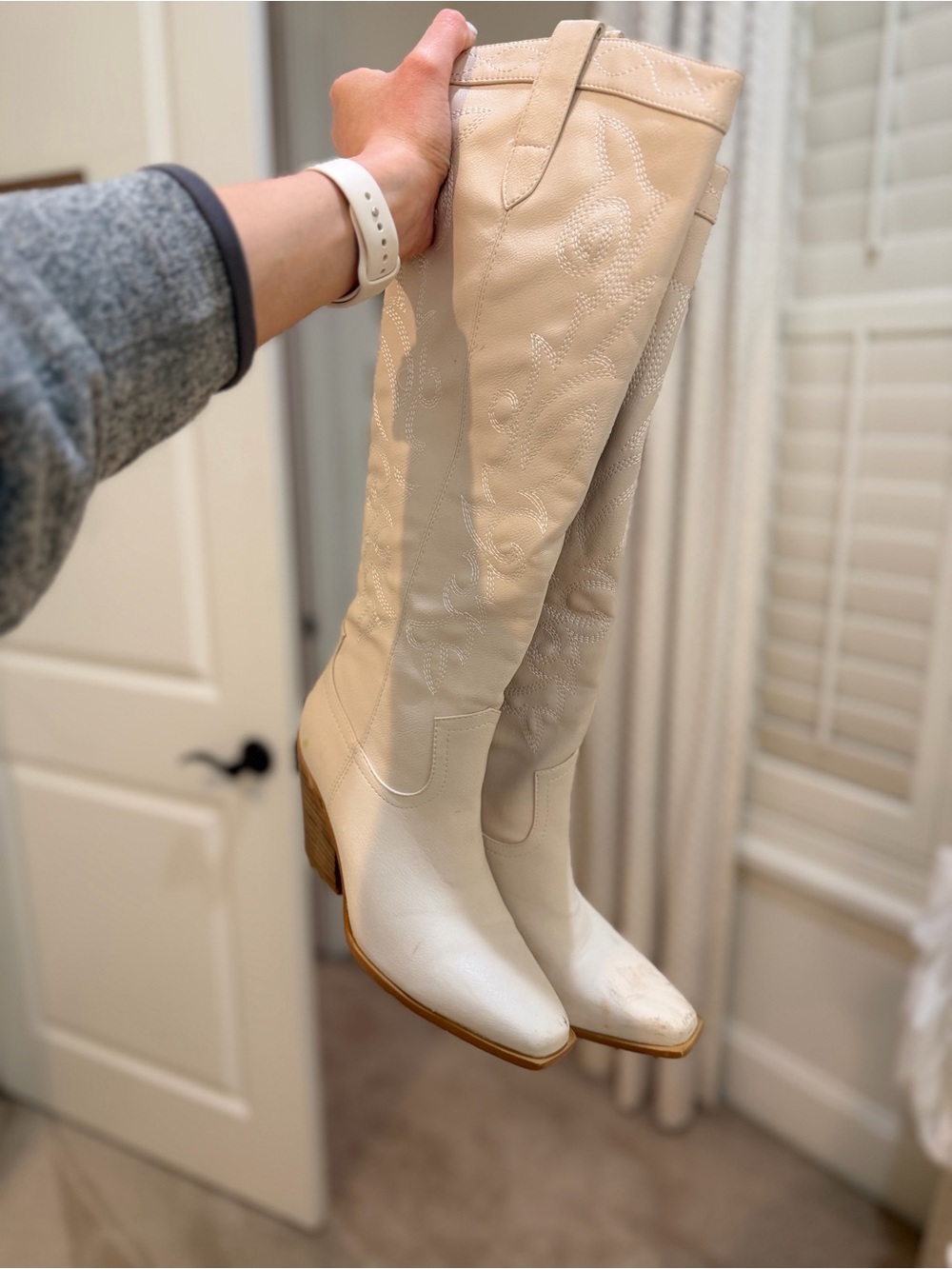 Gianni Bini Boots -Size 8